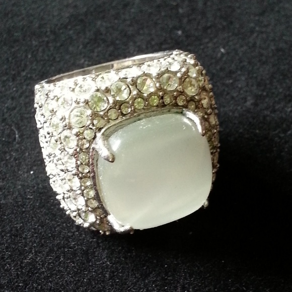 Premier Designs Jewelry - Premier/ Park Lane large cocktail ring